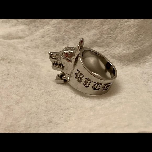 Hard Jewelry Hellhound Ring - Picture 3 of 3